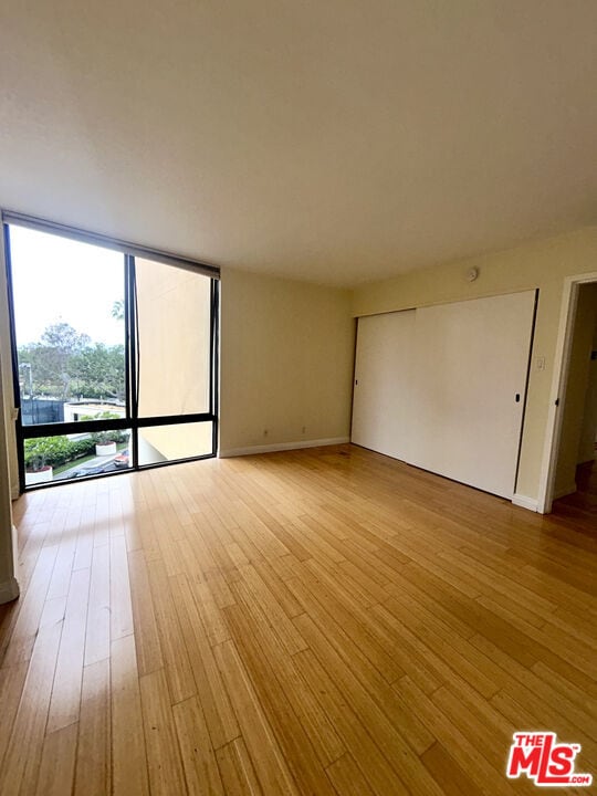 Building Photo - 4337 Marina City Dr