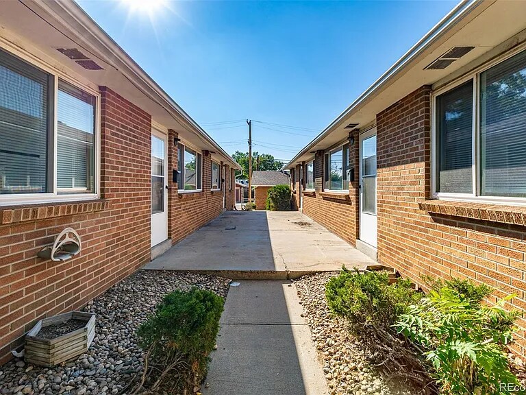 Building Photo - 1601 Nome St