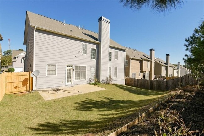 Building Photo - 669 Maple Grove Way