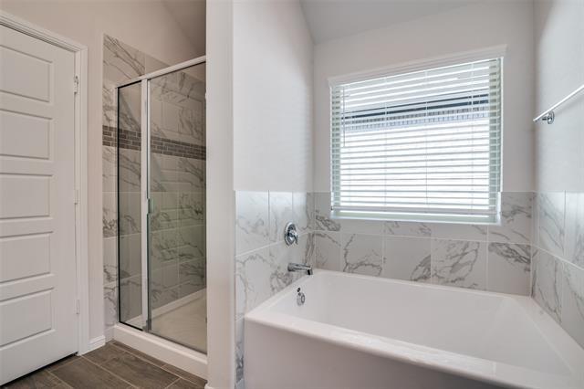 Building Photo - 722 Gentle Bird Dr