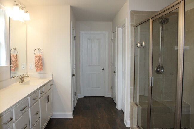 Building Photo - 7217 Rex Rd