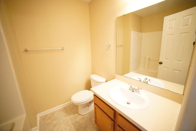 Building Photo - 1949 Nena Hills Dr