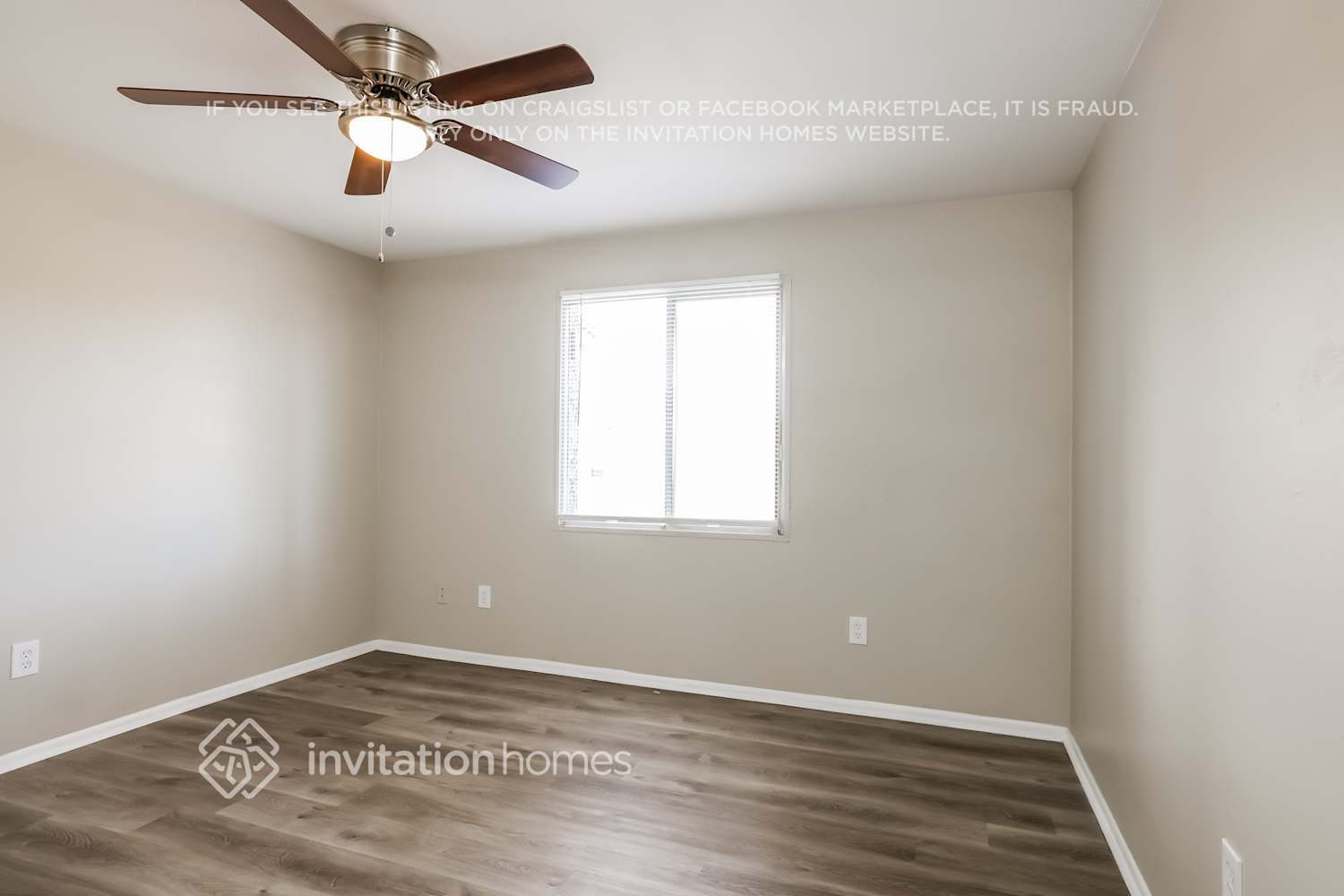 Building Photo - 14235 N 39th Way