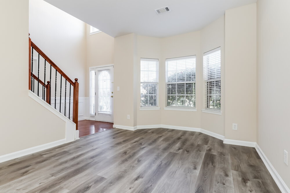 Building Photo - 3752 Sunbridge Dr SW