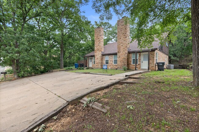 Building Photo - 1205 W Texas St