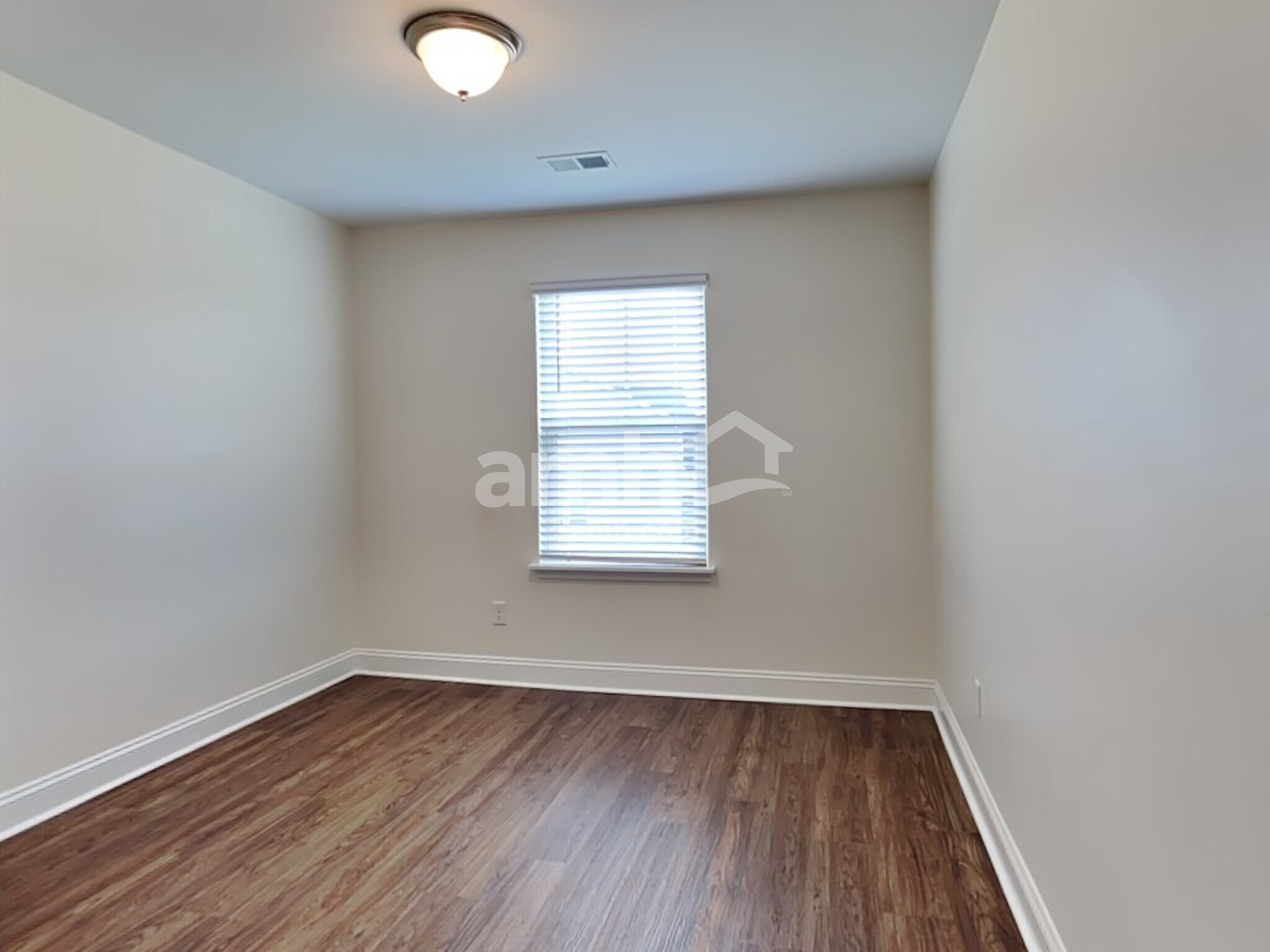 Building Photo - 445 Brookgreen Dr