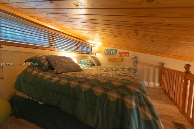 Building Photo - 87200 Overseas Hwy