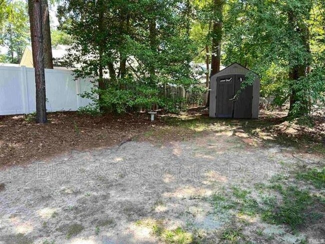 Building Photo - 2708 Heathersmith Ct