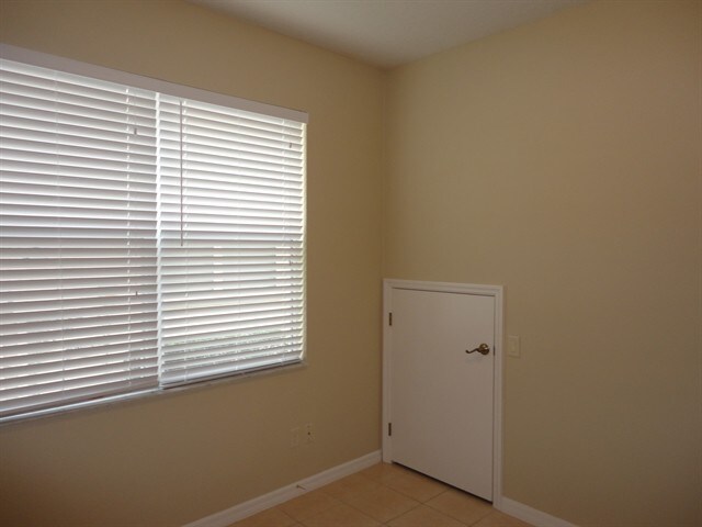 Building Photo - 13450 Sunkiss Loop