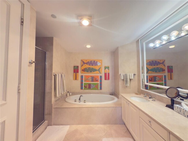 Building Photo - 800 Ocean Dr