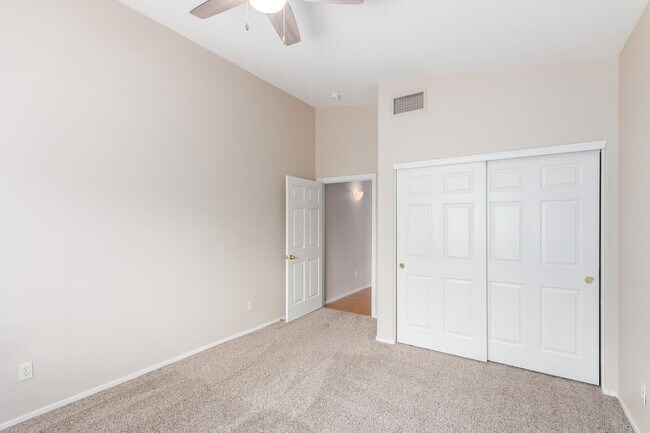 Building Photo - GATED SUMMERLIN CONDO/COMMUNITY POOL/SPA/ BASKETBALL COURT-2 CAR ATTACHED GARAGE!