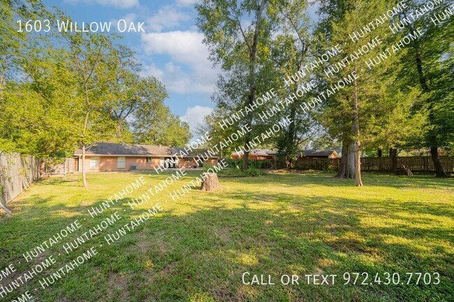 Building Photo - 1603 Willow Oak Dr