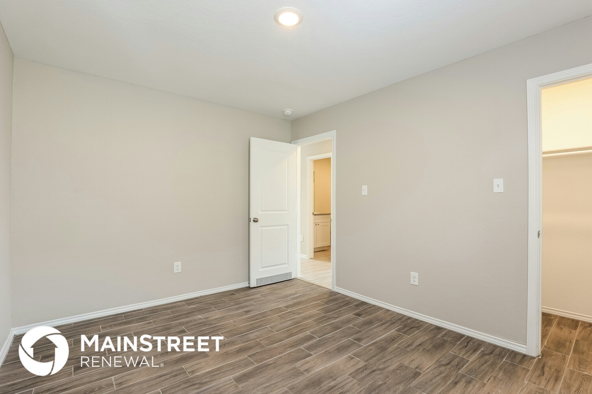 Building Photo - 7246 Meadow Acrs