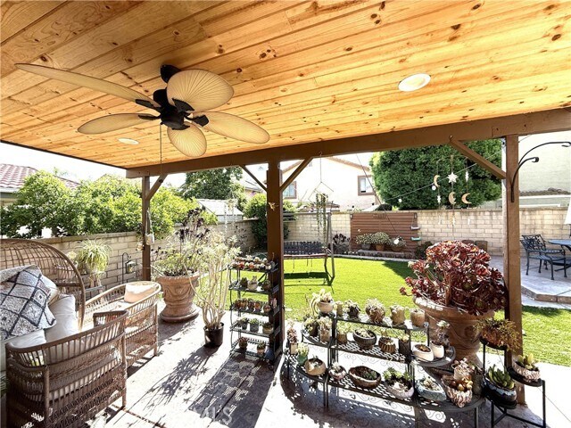 Building Photo - 14241 Village Park Pl