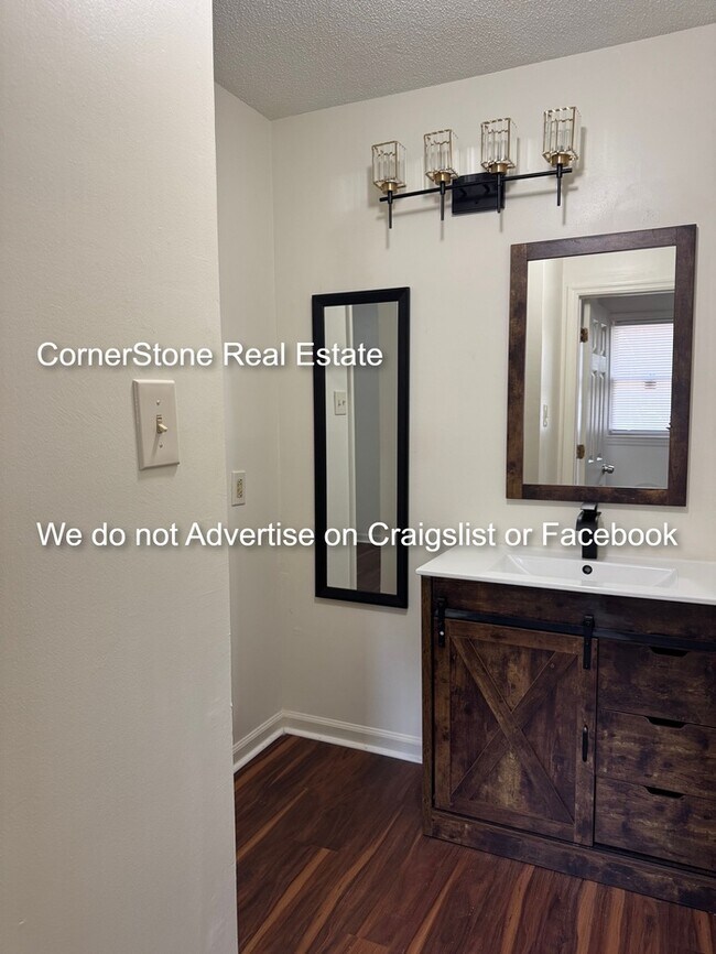 Building Photo - 123 - B Deerfield Drive, Spring Lake NC 28390
