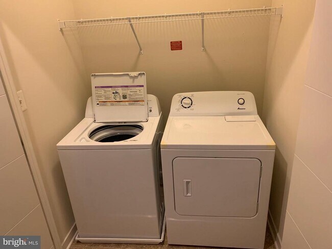 Building Photo - 21035 Ashburn Heights Dr