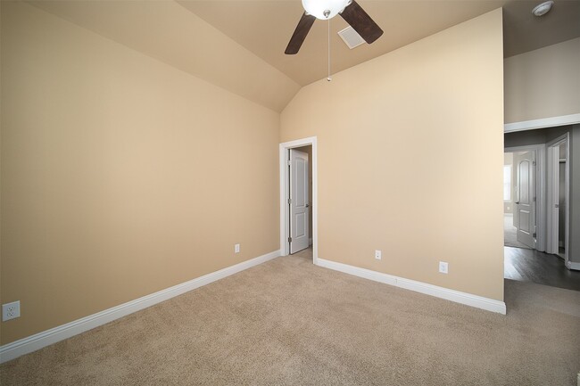 Building Photo - 1231 Creekside Acres Ct