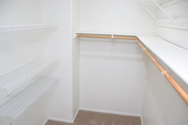 Building Photo - SUMMERLIN - 2 STORY HOME