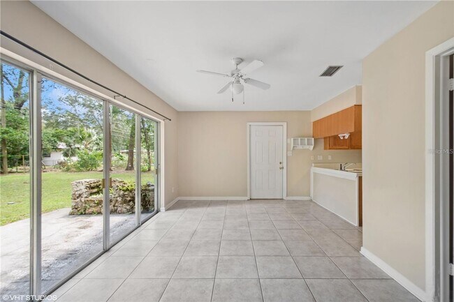 Building Photo - Well Kept Home in Madison Park - SUBLEASE
