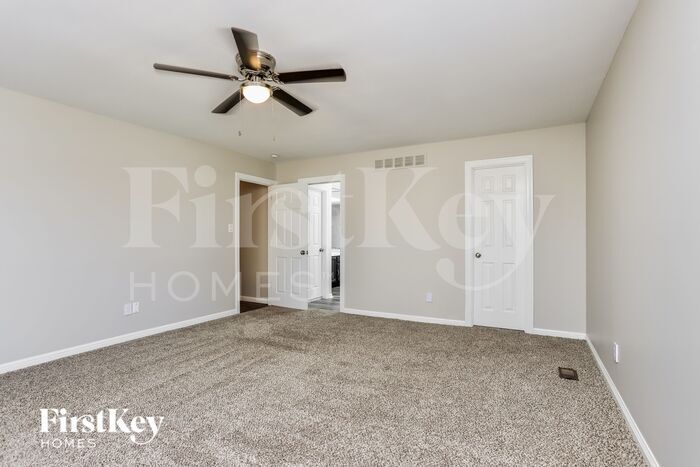 Building Photo - 16342 Peppermill Dr