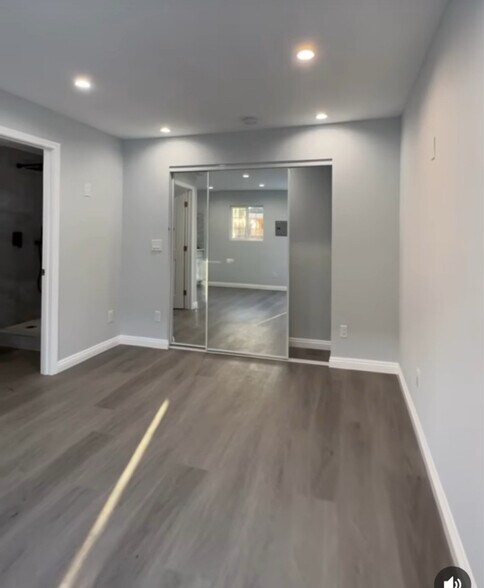 Building Photo - 5938 Morrill Ave
