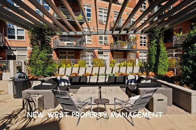 Building Photo - Expansive East Village 2-Bedroom at Parklo...