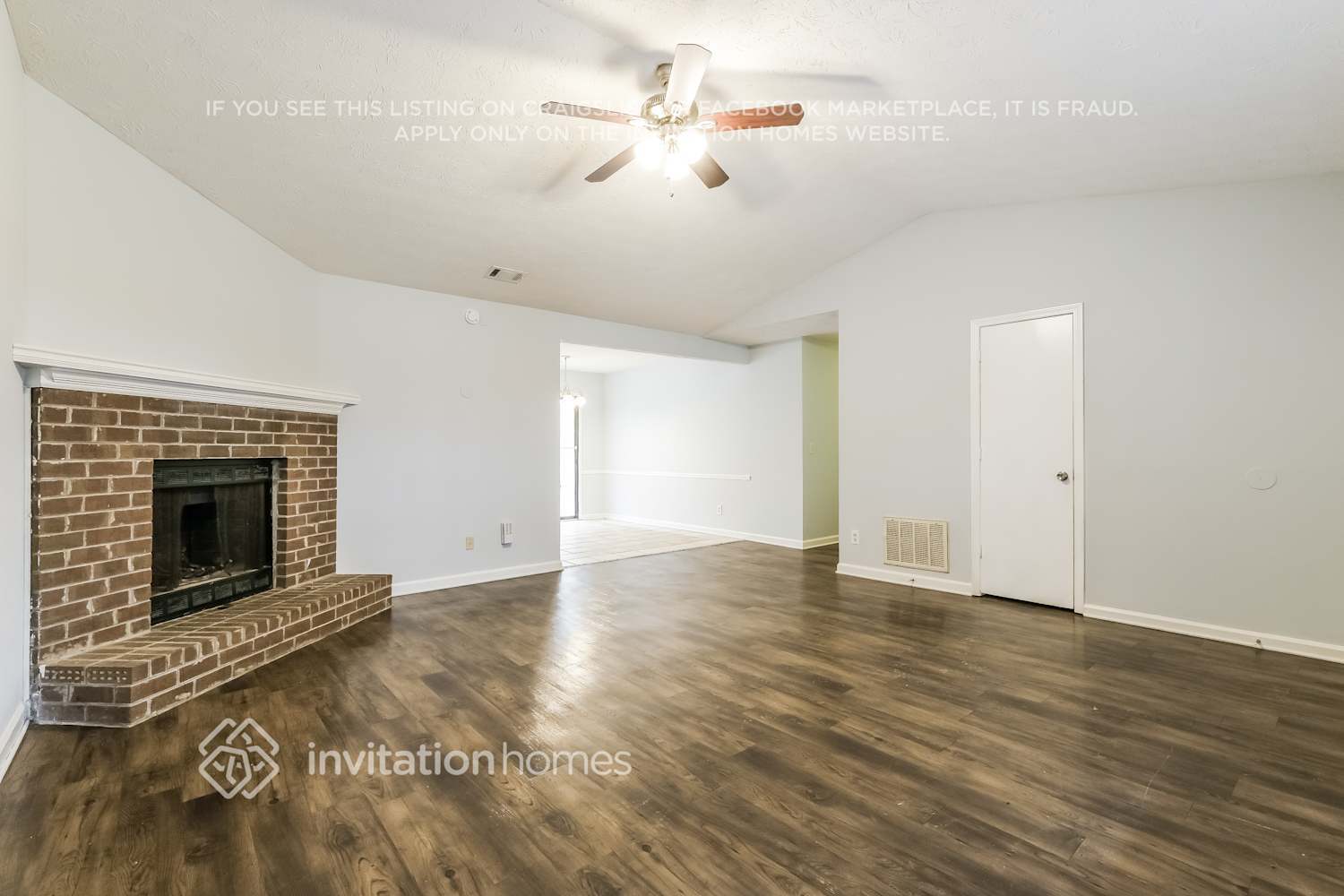 Building Photo - 1002 Providence Way