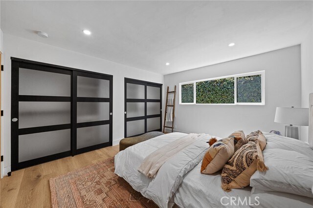 Building Photo - 5157 Woodley Ave