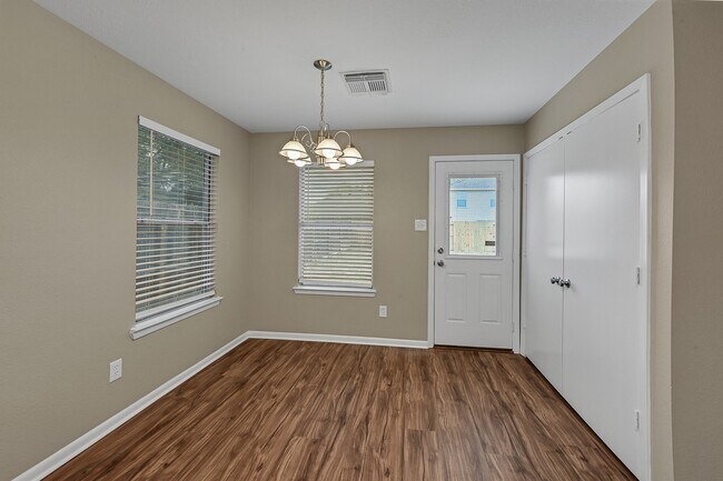 Building Photo - 6315 Hayman Dr
