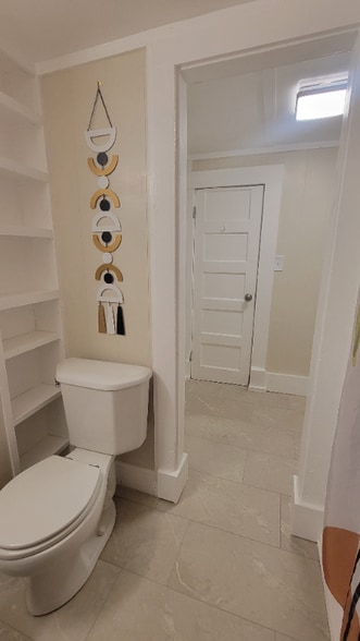 Building Photo - 4825 Calvert St