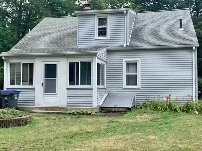 Building Photo - 3817 W 10th St