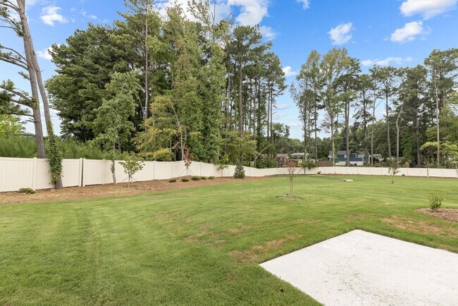 Building Photo - 2203 Cape May Ln