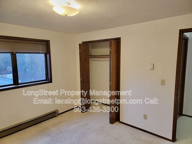 Building Photo - 2029 NW Arthur Pl