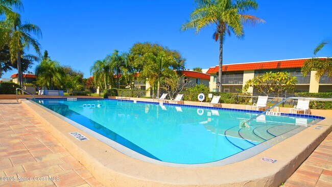 Building Photo - 201 St Lucie Ln