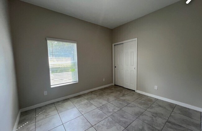 Building Photo - 1039/1043 San Cristobal Ave