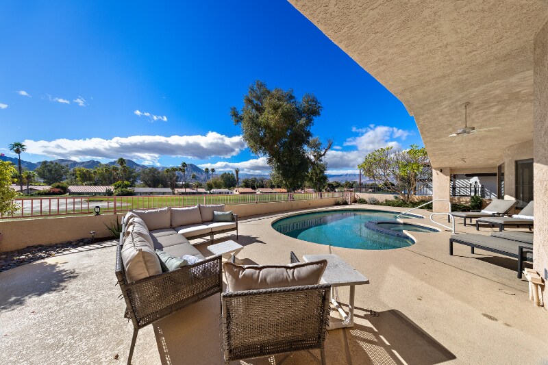 Building Photo - 76797 California Dr