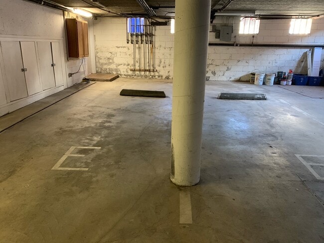 Building Photo - 1019 Grant St