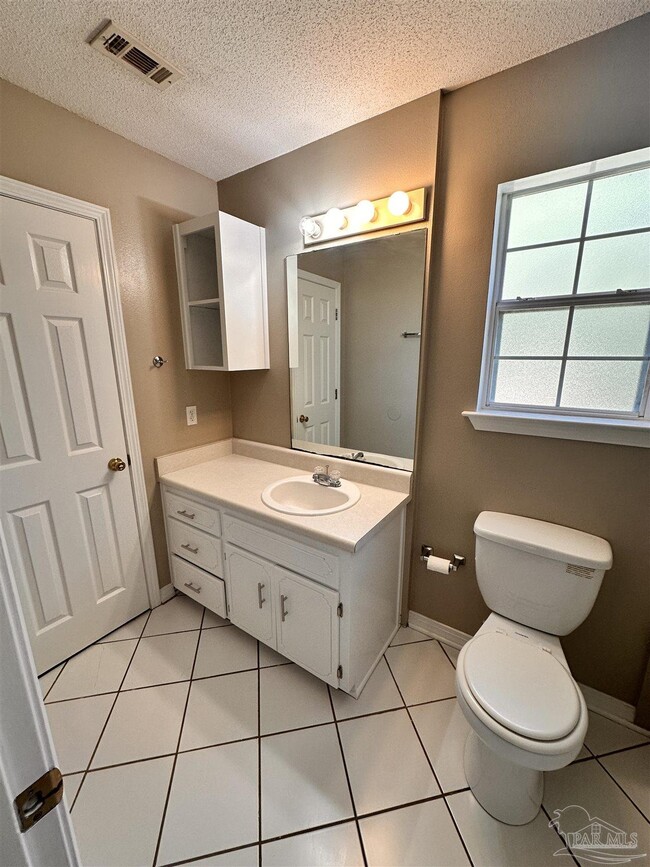 Building Photo - 5715 Cacica St