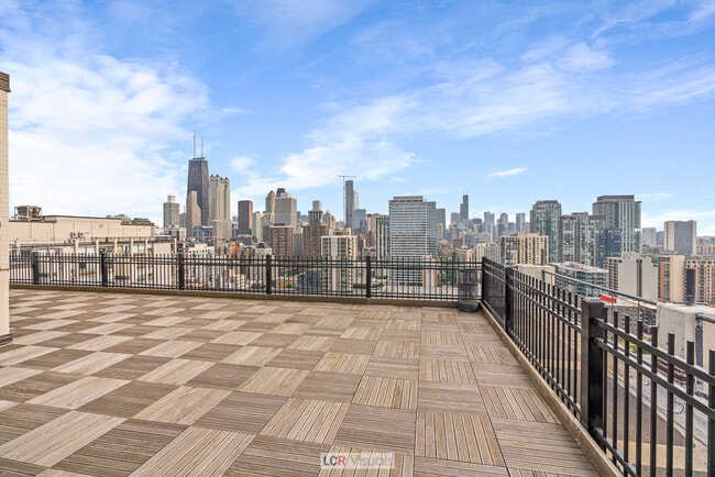 Building Photo - 1360 N Sandburg Terrace