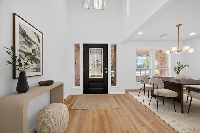 Building Photo - 17422 Bending Post Dr