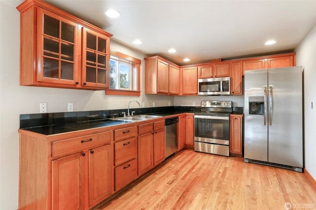 Building Photo - 3Bd/2.5Ba Seattle Townhome