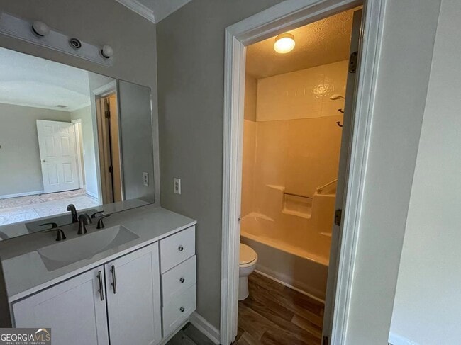 Building Photo - 1300 Kennesaw Trace Ct
