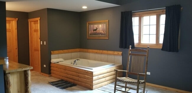 Building Photo - 2643 IL-178