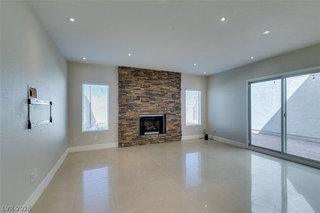 Building Photo - 5046 Schumann Dr