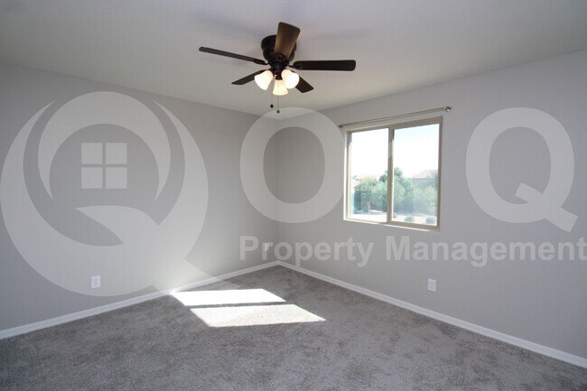 Building Photo - 13153 W Lariat Ln