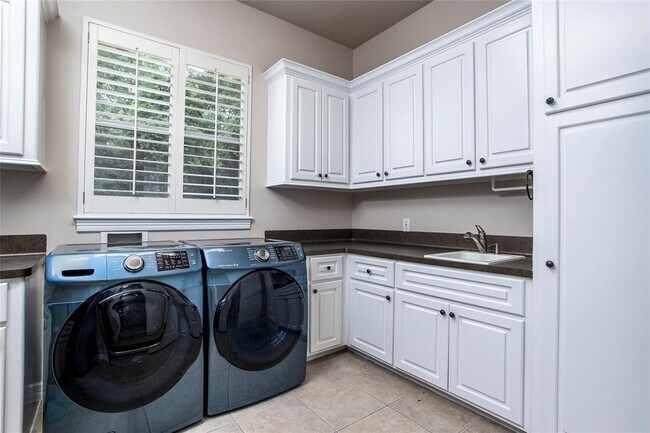 Building Photo - 3722 W Benders Landing Blvd