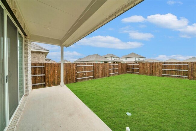 Building Photo - 316 Peace Pipe Way