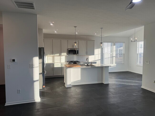 Building Photo - 13359 Vickery Rdg Dr