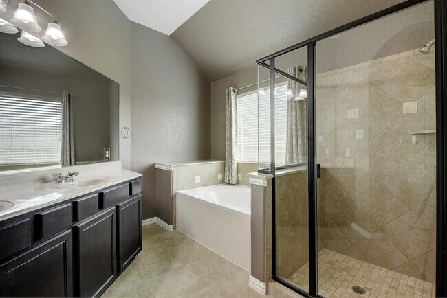 Building Photo - 332 Oyster Creek