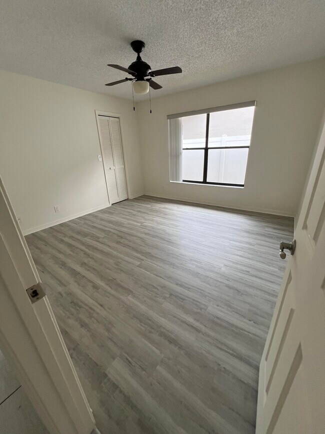 Building Photo - 23289 Lago Mar Cir